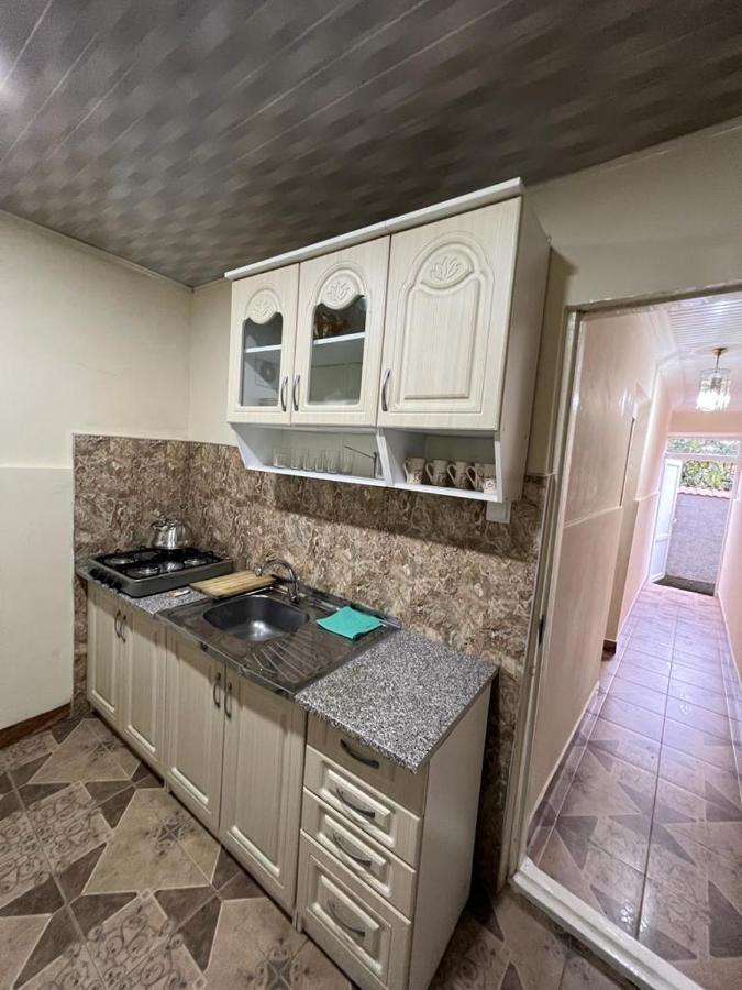 Linda Guest House Batumi Eksteriør bilde