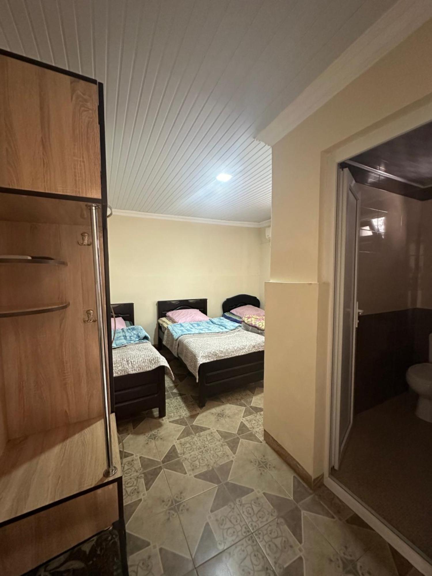 Linda Guest House Batumi Eksteriør bilde