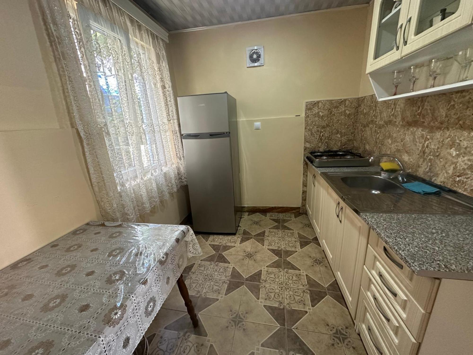 Linda Guest House Batumi Eksteriør bilde