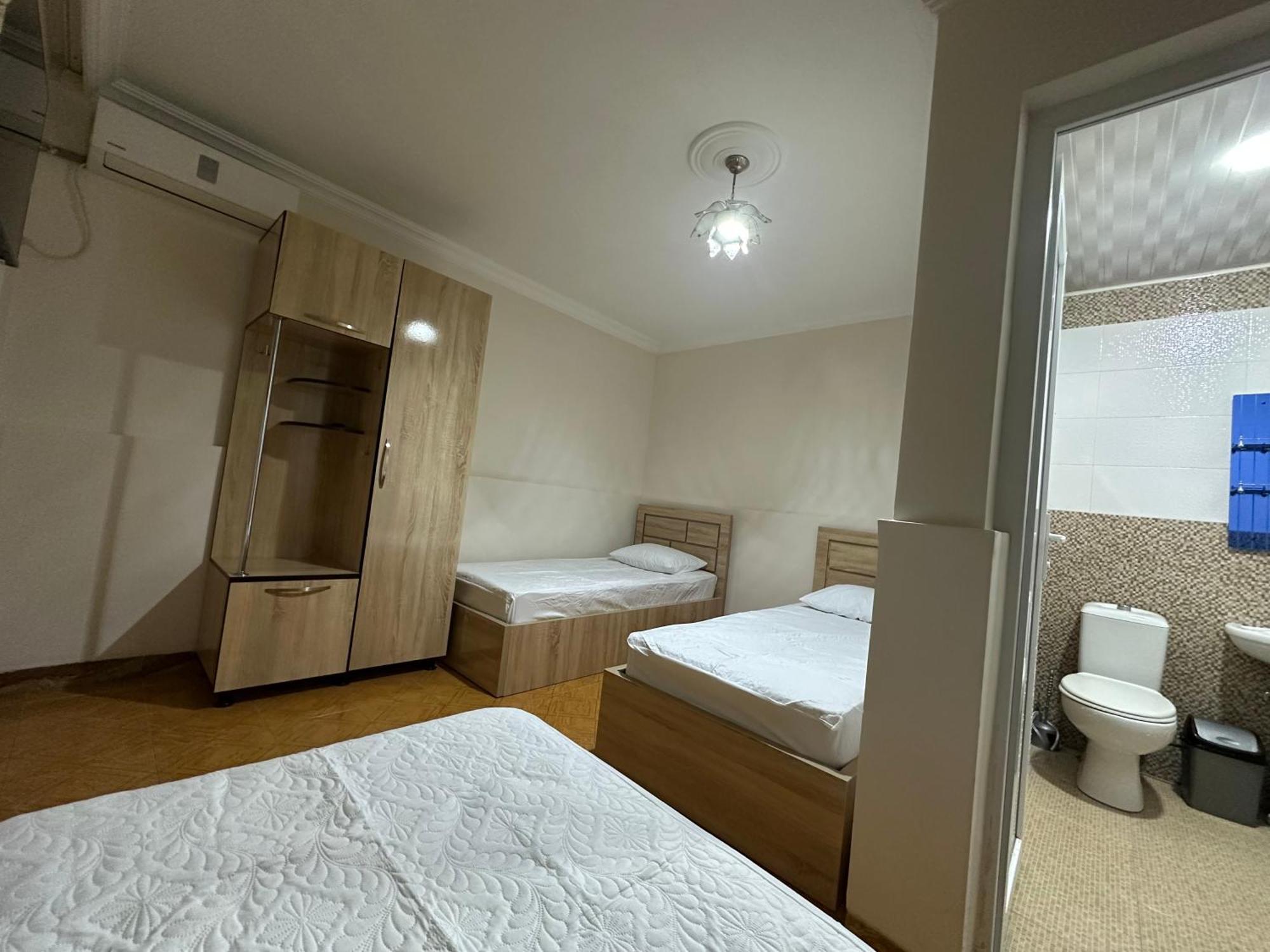 Linda Guest House Batumi Eksteriør bilde