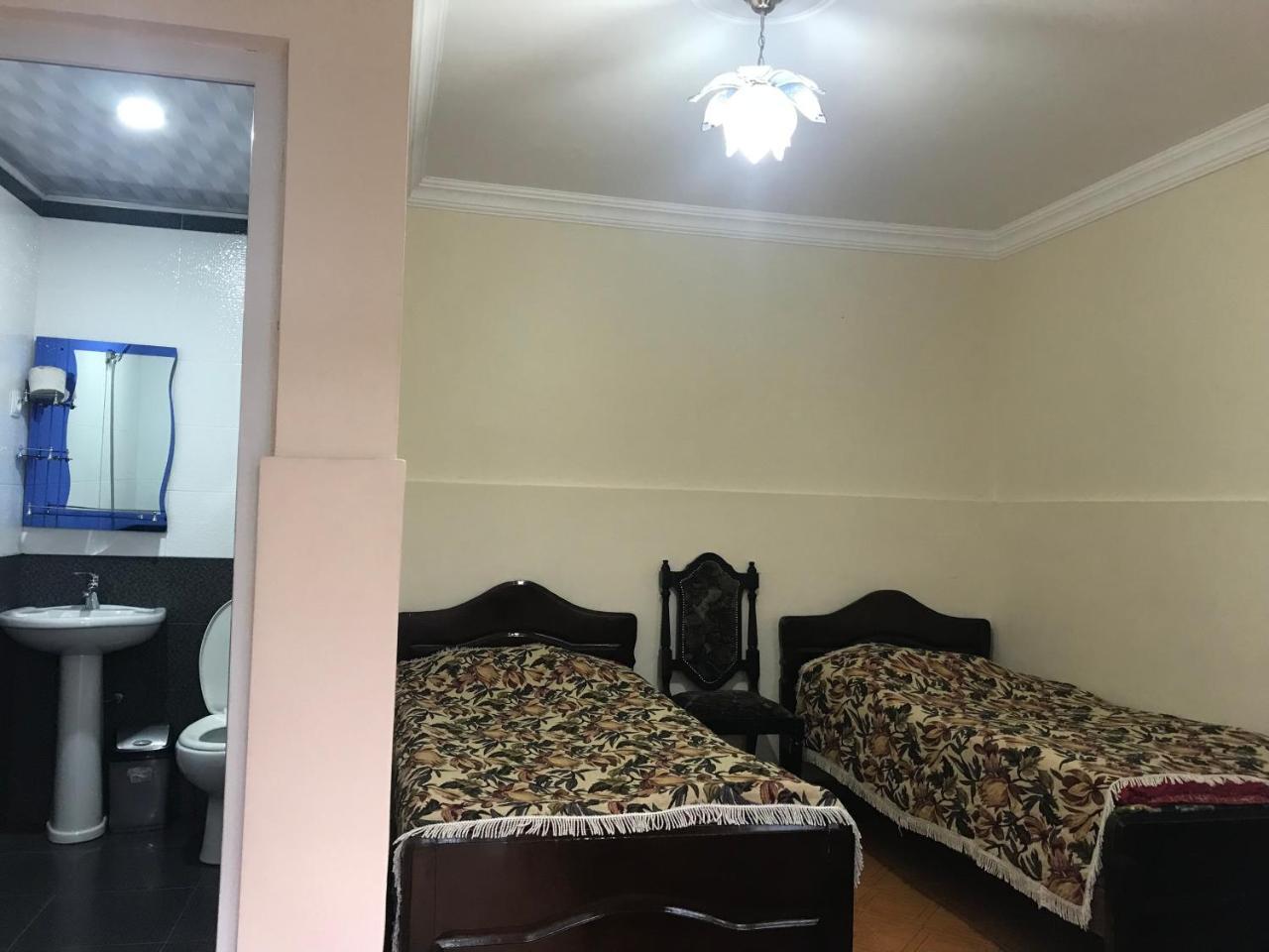 Linda Guest House Batumi Eksteriør bilde